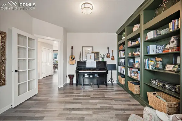 8274 Harvey Logan DR, Colorado Springs, CO 80908