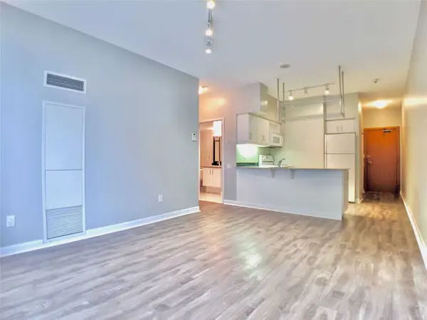 33 Sheppard AVE E #212, Toronto C14, ON M2N 7K1