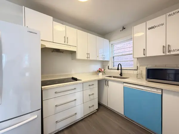 204 Cameron AVE, Toronto C07, ON M2N 1E5