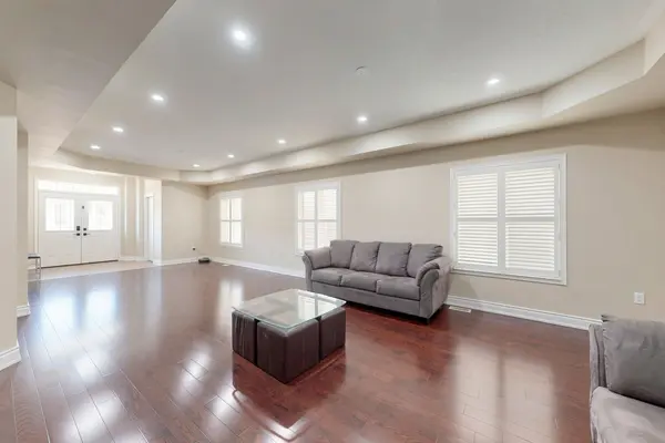 1871 Arborwood DR, Oshawa, ON L1K 0R3