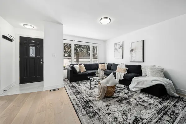 267 Liberty ST N, Clarington, ON L1C 3Y6