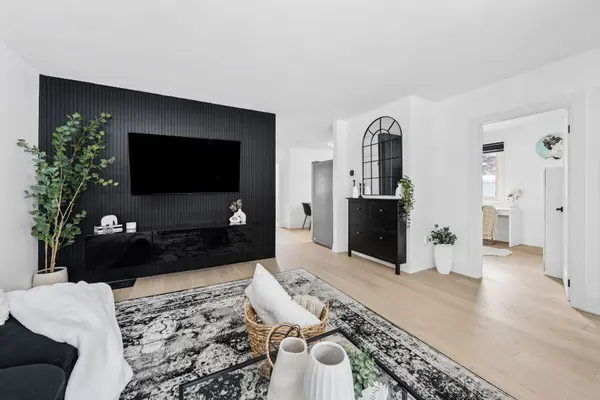 267 Liberty ST N, Clarington, ON L1C 3Y6