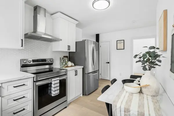 267 Liberty ST N, Clarington, ON L1C 3Y6