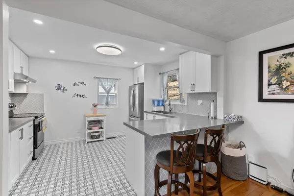 34 Connor DR, Whitchurch-stouffville, ON L4A 7X3