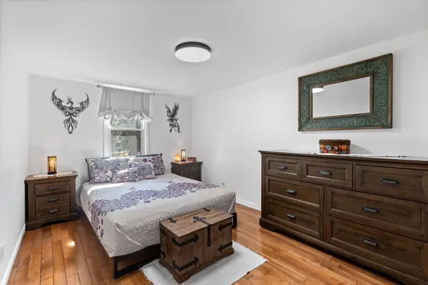 34 Connor DR, Whitchurch-stouffville, ON L4A 7X3