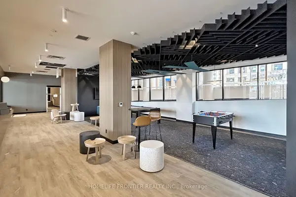 7950 Bathurst ST #1013, Vaughan, ON L4J 0L4