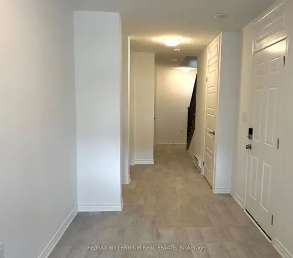 124 Ennerdale ST, Barrie, ON L9J 1A5