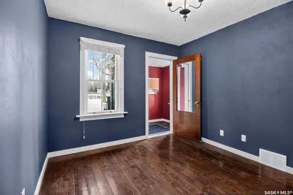 313 7th STREET, Saskatoon, SK S7H 0X2