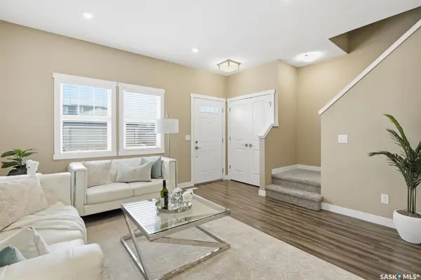 1216 Pringle WAY, Saskatoon, SK S7T 0X5