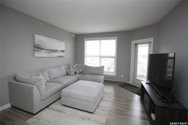 1035 Moss AVENUE #317, Saskatoon, SK S7H 4M4