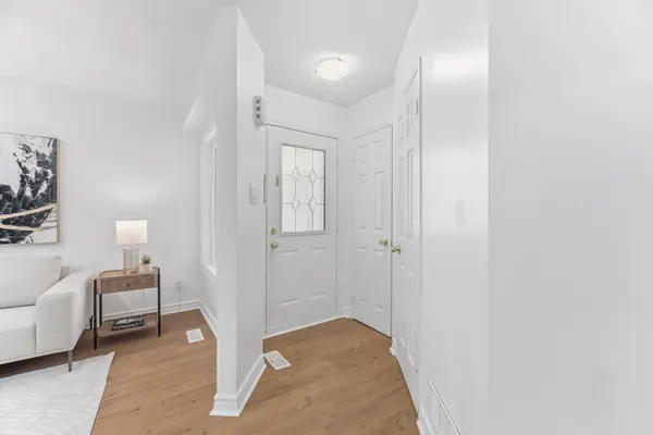 237 Bufford DR, Brampton, ON L6Y 4W1