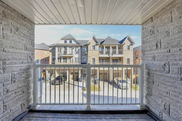 6 Rabbit Run WAY, Brampton, ON L6Z 0B4