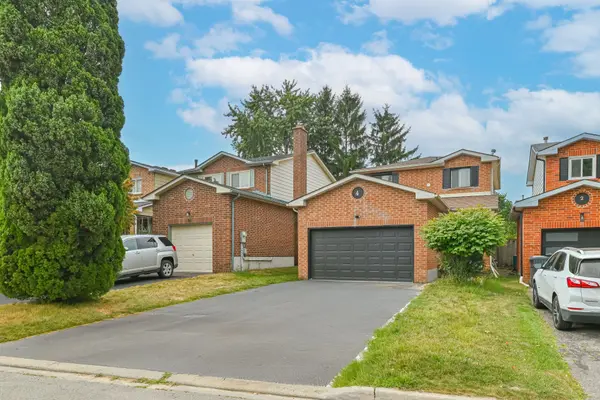 4 Lawnview CT, Brampton, ON L7G 1T4