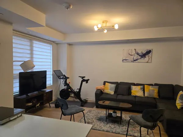 2530 Eglinton AVE W #119, Mississauga, ON L5M 0Z5