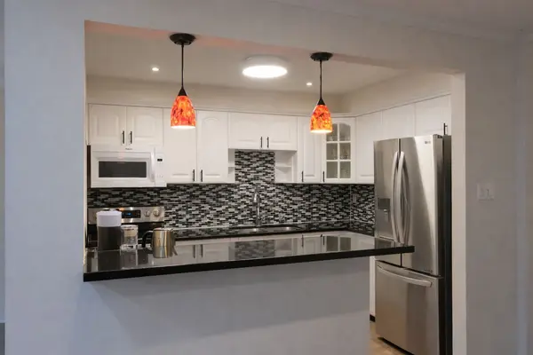 6449 Glen Erin DR #43, Mississauga, ON L5N 2T2