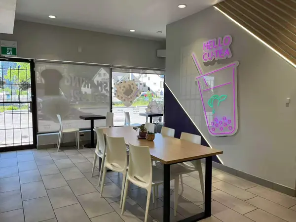 3812 Bloor ST W #1, Toronto W08, ON M9B 6C2