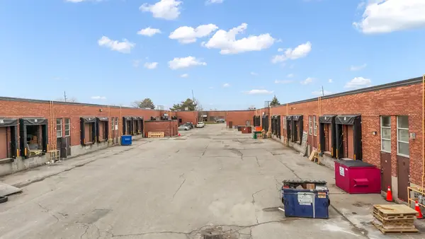 2460 Anson DR W #12, Mississauga, ON L5S 1G7