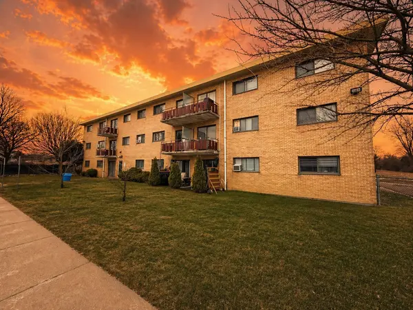 1830 Dumont ST #304, London East, ON N5W 2S1