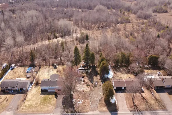 4984 Bowesville RD, Blossom Park - Airport And Area, ON K1X 1C1