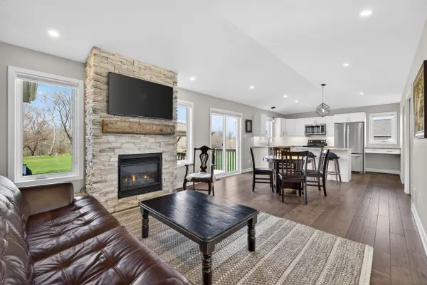 3012 Drew DR, North Dundas, ON K0E 1W0