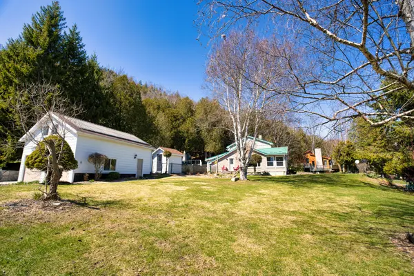 47 Water ST, Northern Bruce Peninsula, ON N0H 2T0