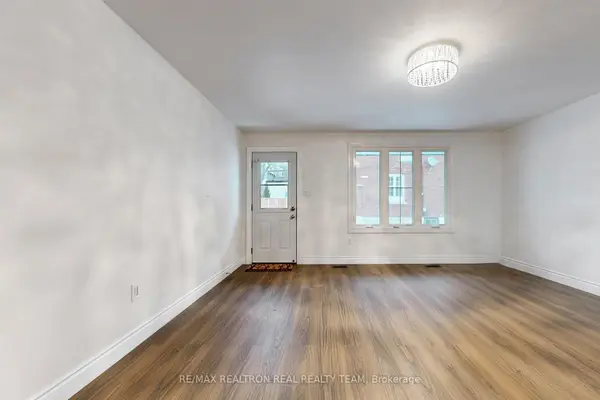 1129 Cannon ST E ##C1, Hamilton, ON L8L 2J7