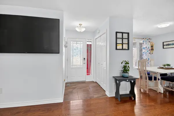 109 Stonewalk DR, North Grenville, ON K0G 1J0