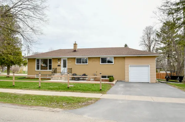 193 Elizabeth DR, Gananoque, ON K7G 1P6