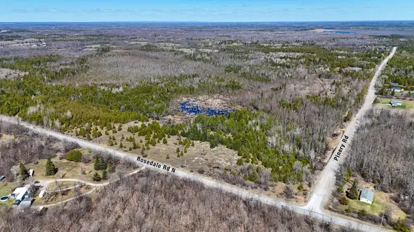 00 Rosedale Rd. RD N, Montague, ON K7A 4S7