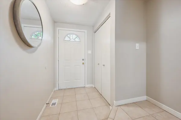 66 Rodgers RD #2, Guelph, ON N1G 4Y5