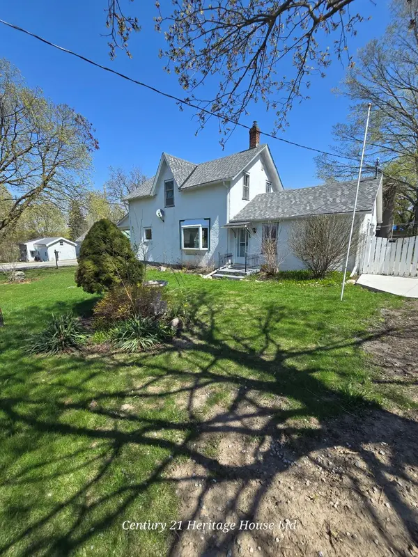 152 Charles ST E, Ingersoll, ON N5C 1K2