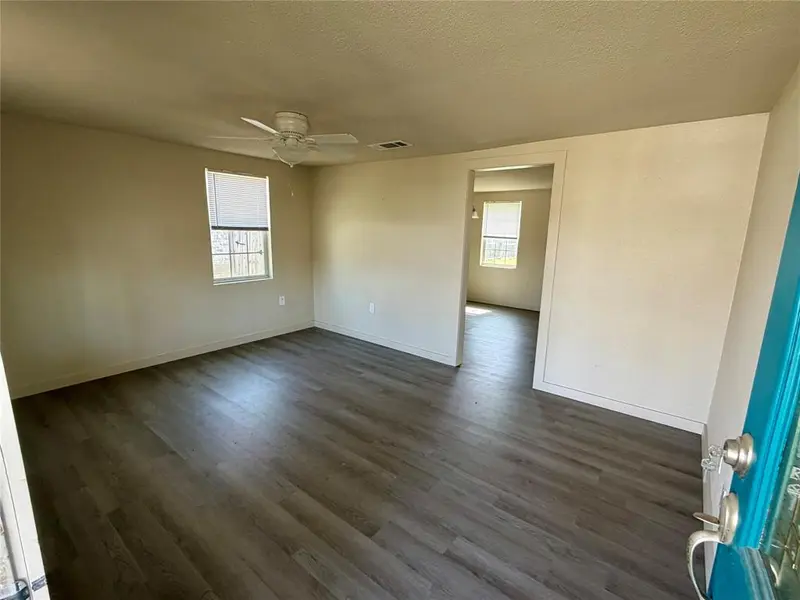 211 Sperry Lane, Red Oak, TX 75154