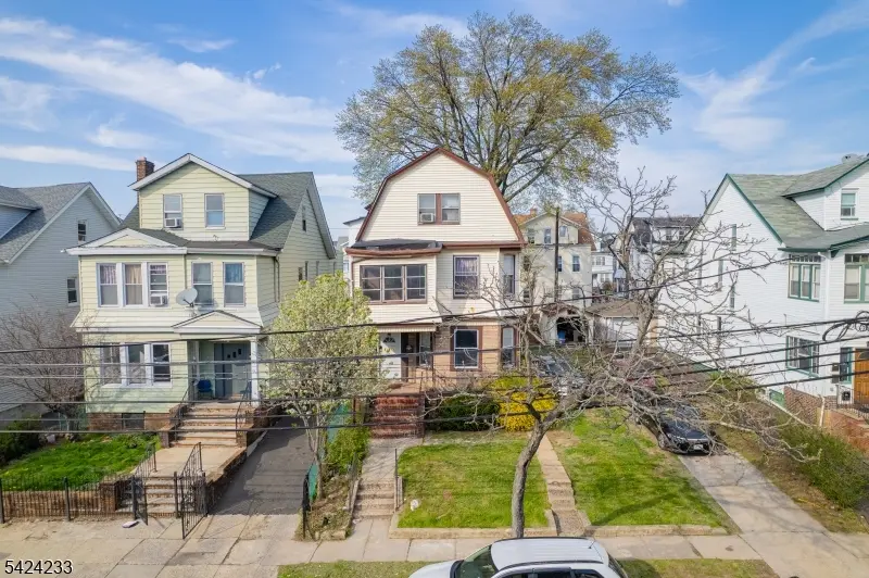 189-191 Scheerer Ave, Newark City, NJ 07112