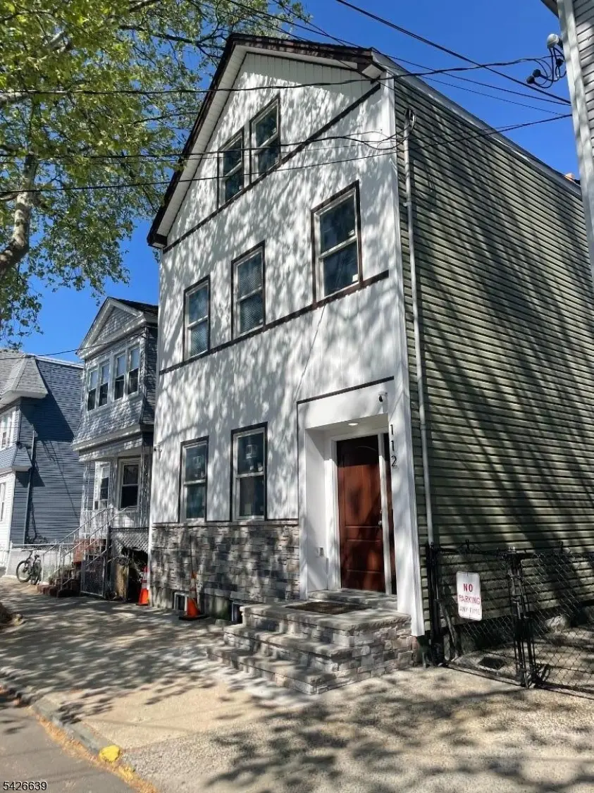 110-112 Gotthardt St #1, Newark City, NJ 07105