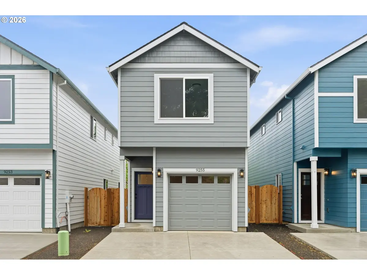 9255 E Burnside ST, Portland, OR 97216