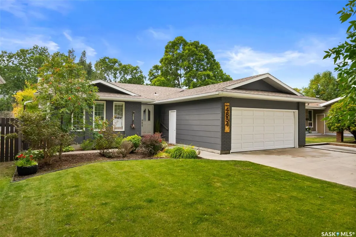 4834 Queen STREET, Regina, SK S4S 6V8