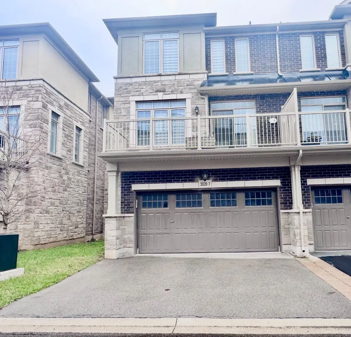 Address not disclosed, Oakville, ON L6H 0R9