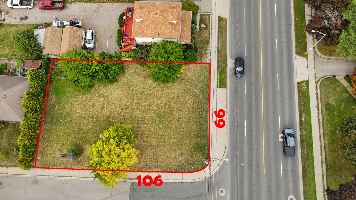 23 centennial Pkwy S, Hamilton, ON L8G 2C1