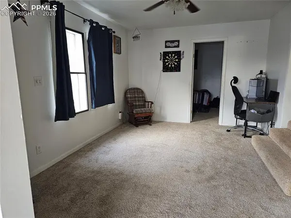 722 S Dante DR, Pueblo West, CO 81007