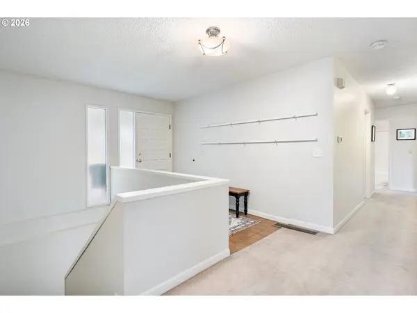 1941 KILKENNY RD, Lake Oswego, OR 97034