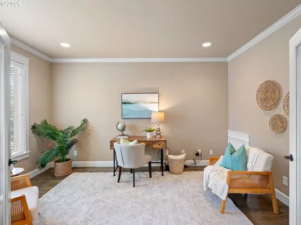 4556 SW TAYLORS FERRY RD, Portland, OR 97219