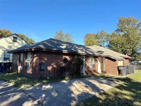 521 E Mason Street, Fort Worth, TX 76110