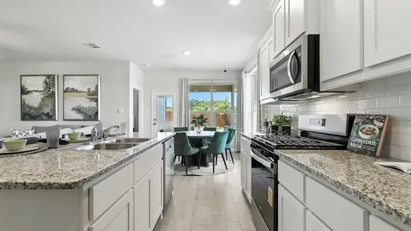 4332 MILL STREAM Lane, Fort Worth, TX 76036