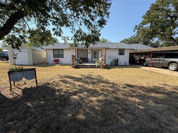 501 E Fitzgerald, Bangs, TX 76823