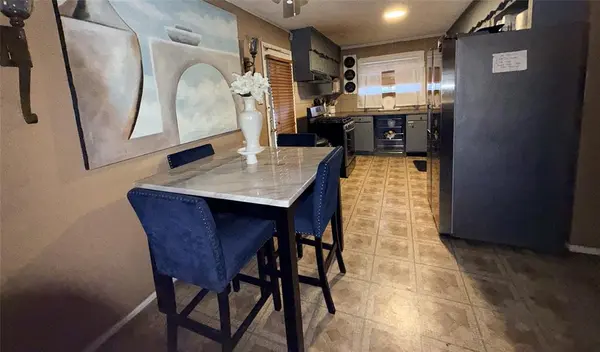 4809 Melinda Drive, Forest Hill, TX 76119