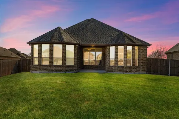 206 Charleston Lane, Fate, TX 75189