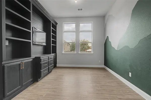 2215 Stanhill Drive, Corinth, TX 76210