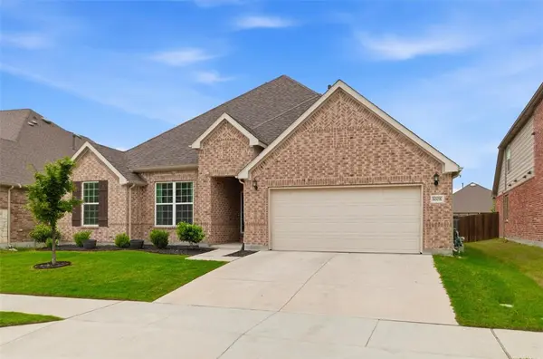 1005 Sweeping Butte Drive, Fort Worth, TX 76052