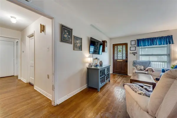 1313 Daisy Lane, Irving, TX 75061