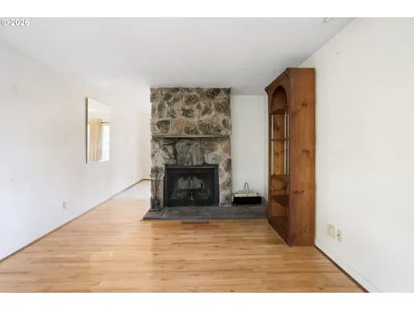 616 S 71ST ST, Springfield, OR 97478